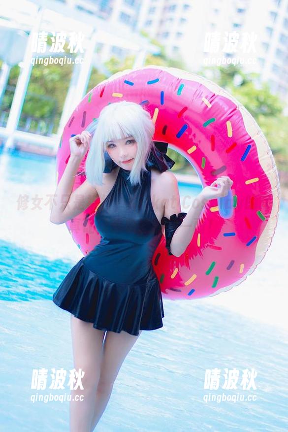 Kitkat Cosplay 修女不只是祈祷,Kitkat Cosplay的写真让我想象她的另一面!